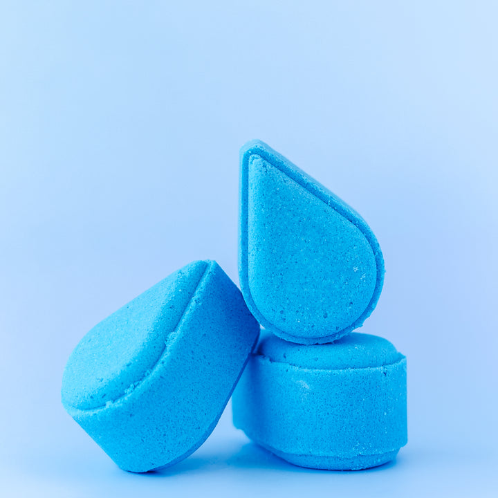 Mountain Rain Bath Bomb - clean, fresh, woodsy handcrafted bath bomb with Epsom salt, cocoa butter, and plant-based fragrance