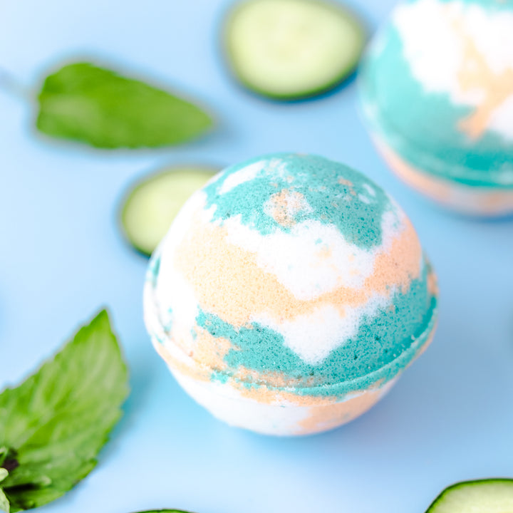 Spa Day Bath Bomb - Clean and fresh minty handcrafted bath bomb with cocoa butter and Epsom salt