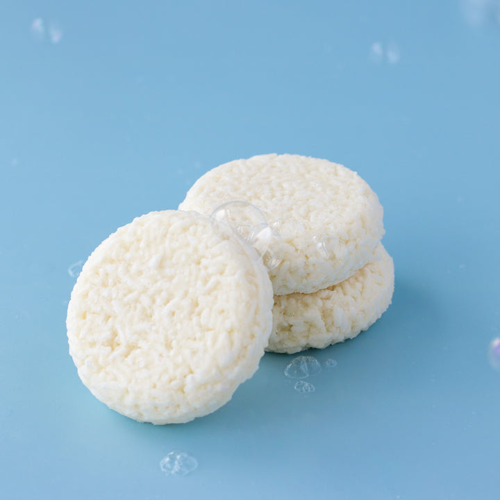 Minimalist Shampoo Bar, a handcrafted shampoo bar. Unscented formula with argan oil, cocoa butter, and oat oil.