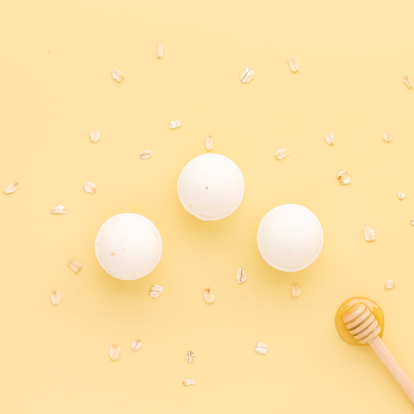 Mini Bath Bombs- Oats & Honey (set of 6)